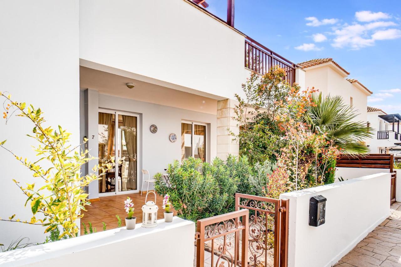 Villa Rosedale By Ezoria Villas Айя-Напа Экстерьер фото